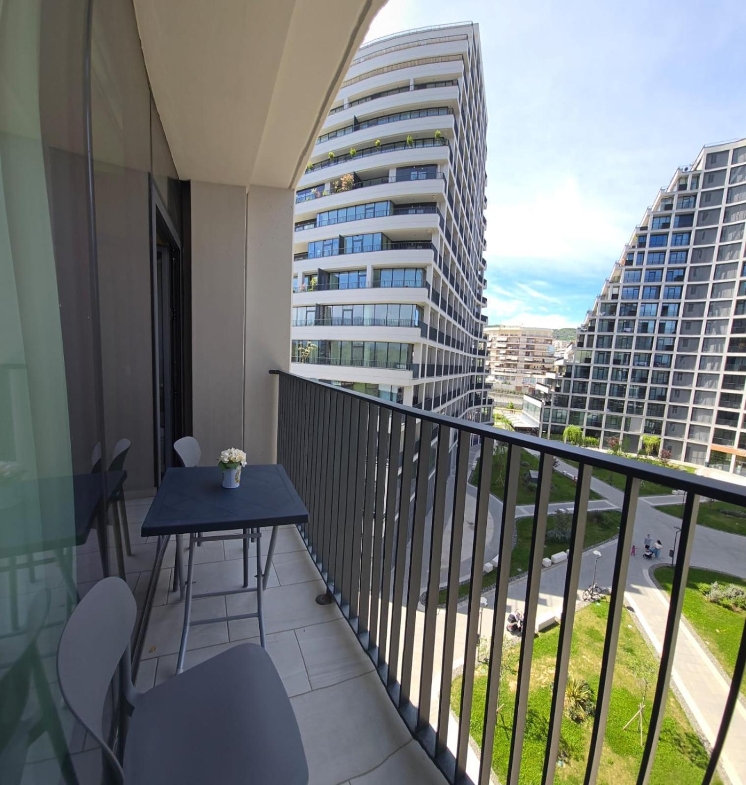 Lakeside Dream Apartment Tirana